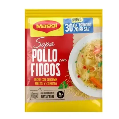 Sopa de Pollo con Fideos Maggi