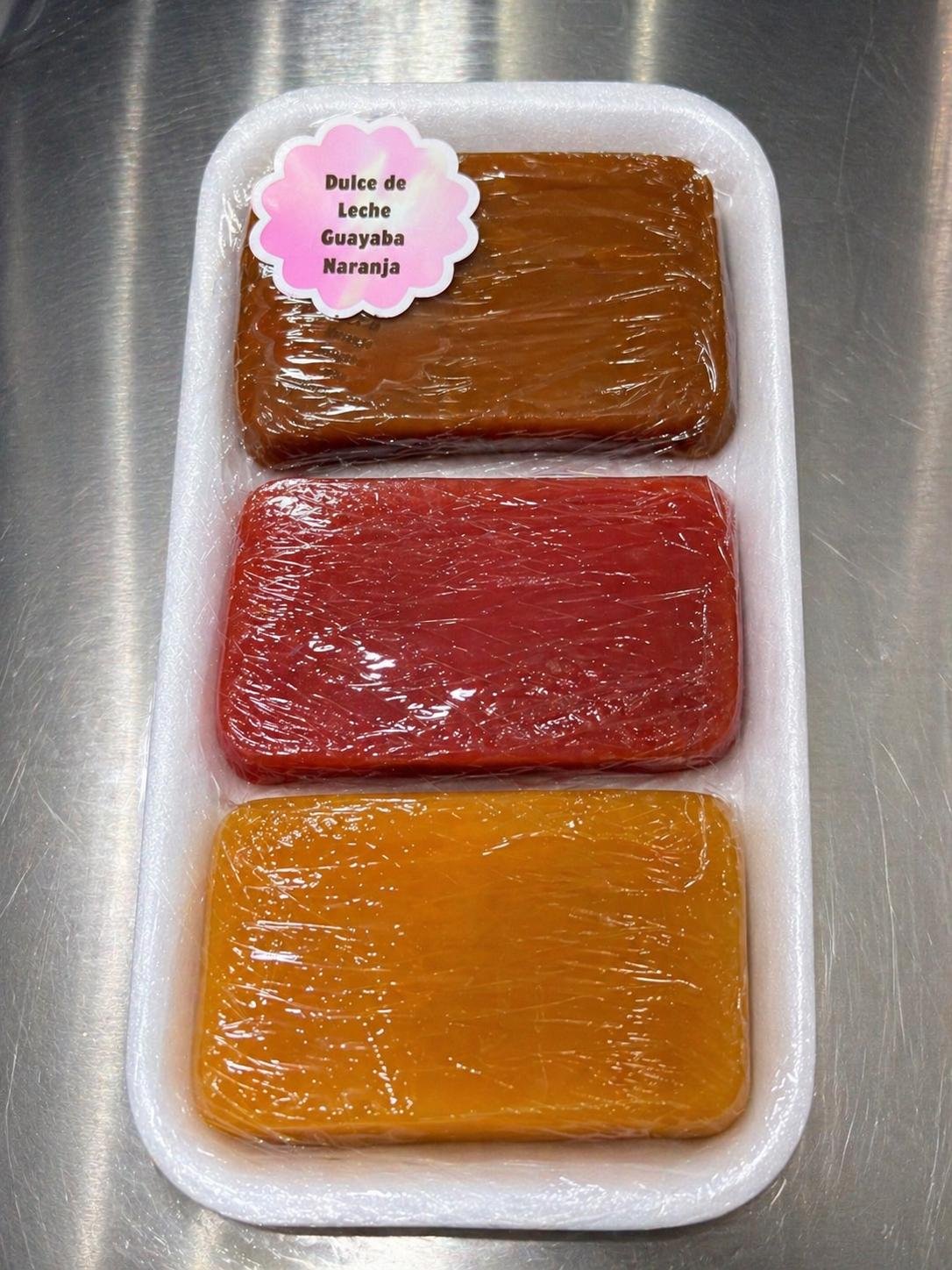 Cajeta de leche con Naranja y Guayaba
